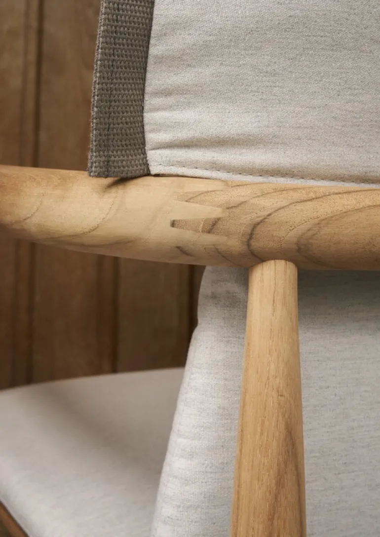 Carl Hansen & Søn Embrace E008 dyna för matstol, Agora Life Oat