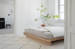 Collaboratorio Cubile 160 säng, bok