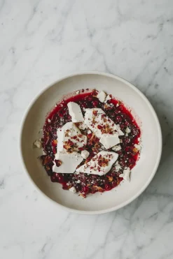 Cozy Publishing Cooking Sustainably: Delicious Recipes That Do Good