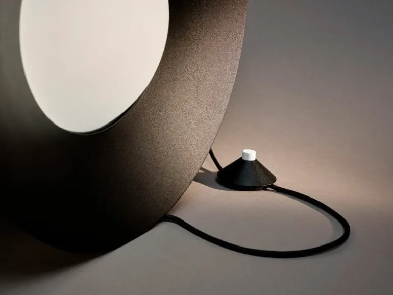 DCWéditions Armen bordslampa, svart