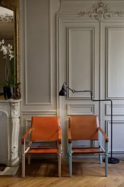 DCWéditions Lampe Gras 411 golvlampa, rund skärm, svart