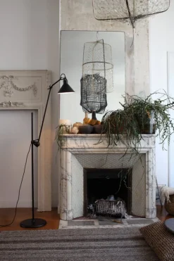 DCWéditions Lampe Gras 215 golvlampa, konskärm, svart