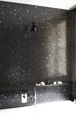 DCWéditions Lampe Gras 304 vägglampa för badrum, rund skärm, svart