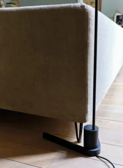 DCWéditions Vision 20/20 golvlampa, svart