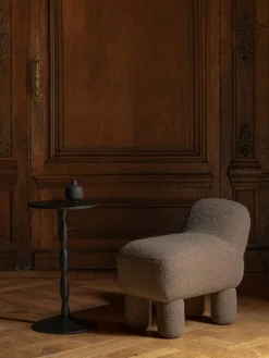 Design House Stockholm Pedestal sidobord, svart