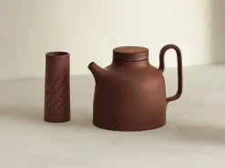 Design House Stockholm Sand Secrets tekanna, röd