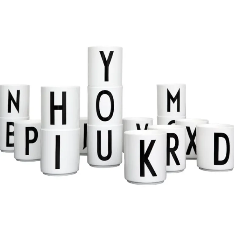 Design Letters Arne Jacobsen porslinsmugg, vit, A-Z