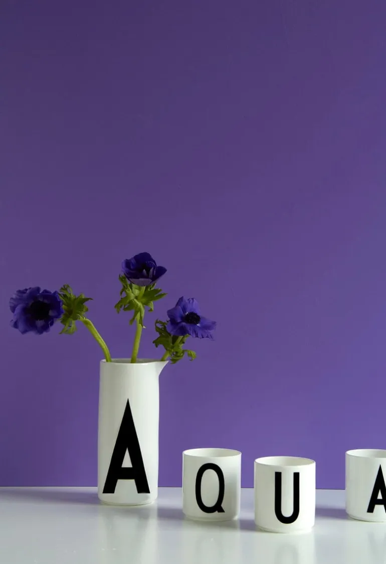 Design Letters Arne Jacobsen porslinsmugg, vit, A-Z
