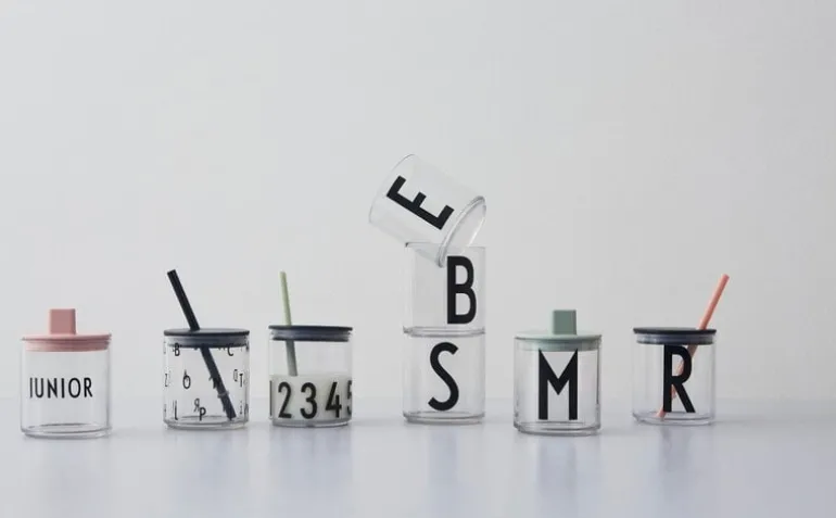 Design Letters Glas för barn, A-Z