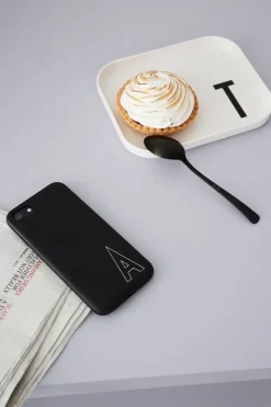 Design Letters MyCover iPhone-skal, svart, A-Z