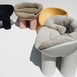 Driade Roly Poly fåtölj, återvunnen plast, svart