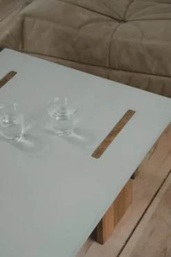 Eberhart Furniture Arnold soffbord, ljus betong - ljus ek