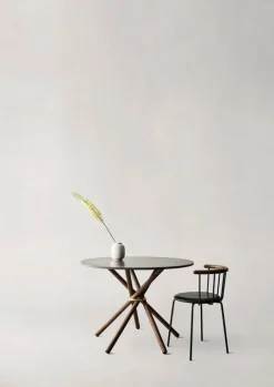 Eberhart Furniture Hector matbord, 105 cm, mörk betong - mörk ek