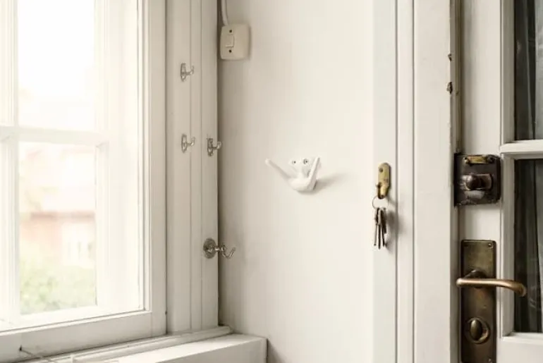 Essem Design Mama krok, svart