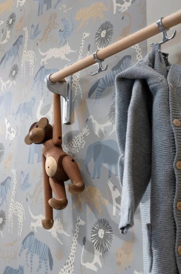 Essem Design Nostalgi klädhängare, 100 cm, svartbetsad ek - svart