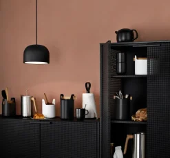 Eva Solo Hållare till hushållspapper, svart