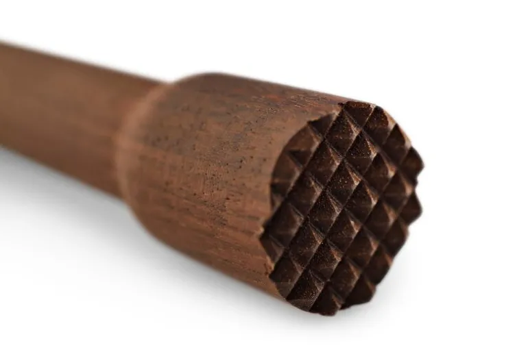 Eva Solo Muddlare, lackerad valnöt