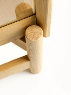 FDB Møbler A90 Boderne vitrinskåp, 178 cm, lackad ek