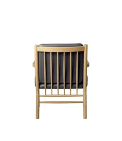 FDB Møbler J147 lounge-stol, ek - svart läder