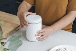 Fellow Atmos vakuumbehållare, 0,7 l, mattvit