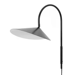 ferm LIVING Arum vägglampa med snurrfunktion, svart