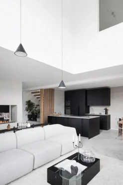 ferm LIVING Avant kandelaber, svart