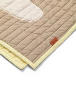 ferm LIVING Bird kviltad filt, 80 x 110 cm, sand