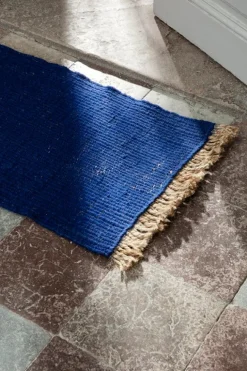 ferm LIVING Block matta, 80 x 50 cm, ljusblå - natur