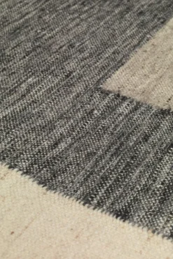 ferm LIVING Counter matta, 200 x 300 cm, träkol - naturvit