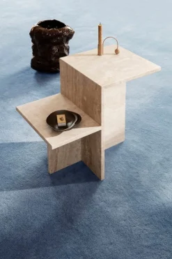ferm LIVING Distinct sidobord, travertin