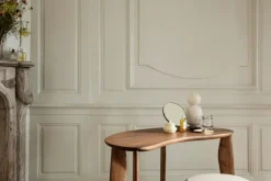 ferm LIVING Feve skrivbord, valnöt