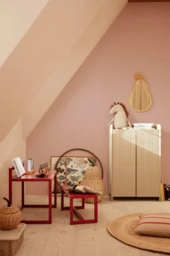 ferm LIVING Grand kudde, 50 x 50 cm, kamel - röd