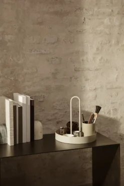 ferm LIVING Grib bricka, ljusgrå