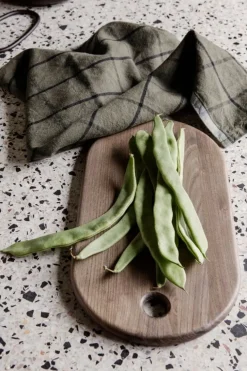 ferm LIVING Hale kökshandduk, grön - svart