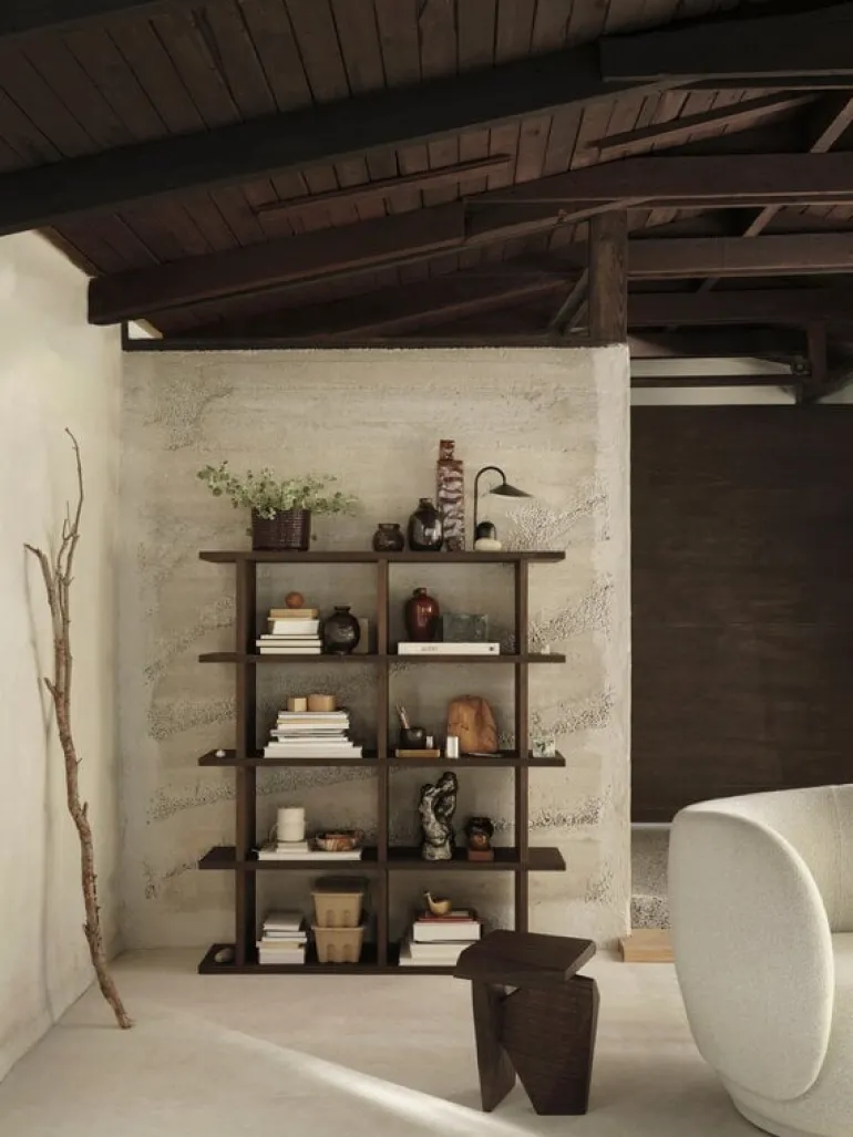 ferm LIVING Kona bokhylla 2x4, mörk betsad ek