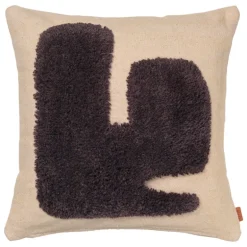 ferm LIVING Lay kudde, 50 x 50 cm, sand - mörkbrun