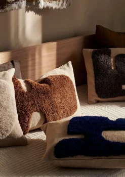 ferm LIVING Lay kudde, 40 x 60 cm, sand - bladtång