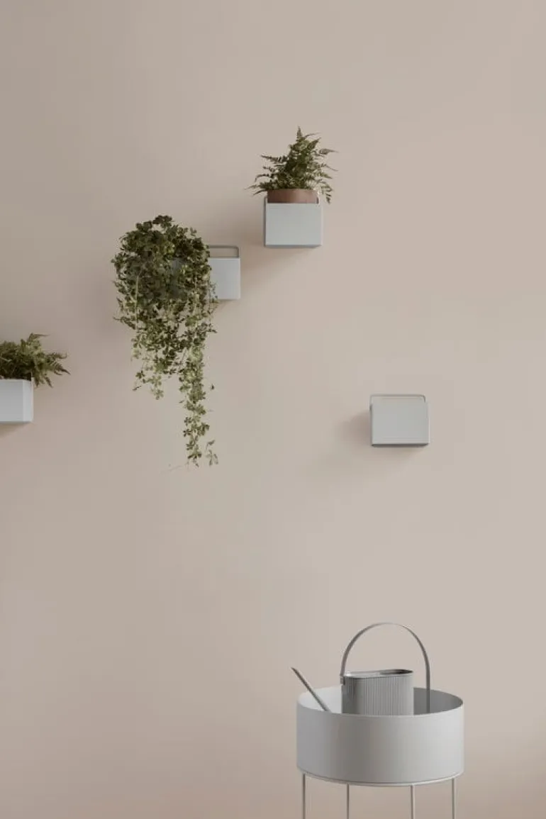 ferm LIVING Plant Box blomlåda, rund, ljusgrå