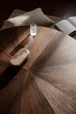 ferm LIVING Post soffbord, L, rökt ek, stjärna