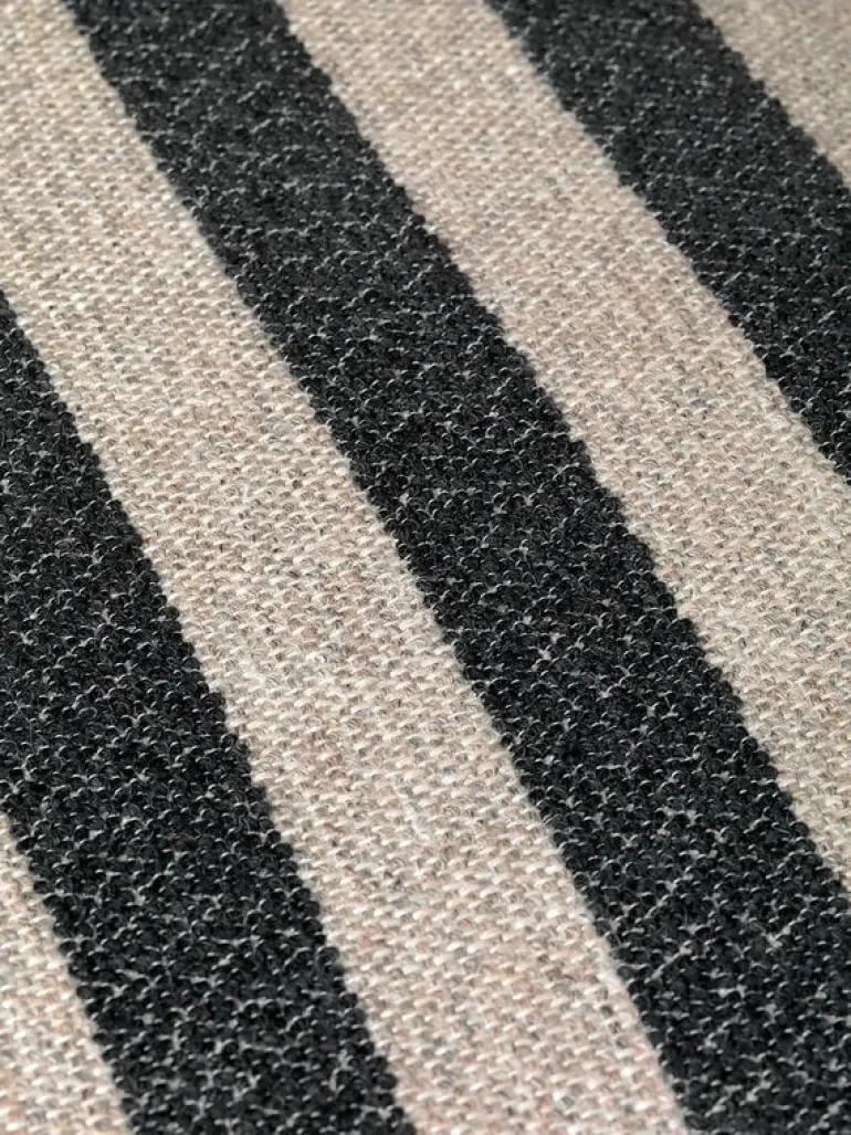 ferm LIVING Rico 2-sitssoffa, sand - svart, Louisiana