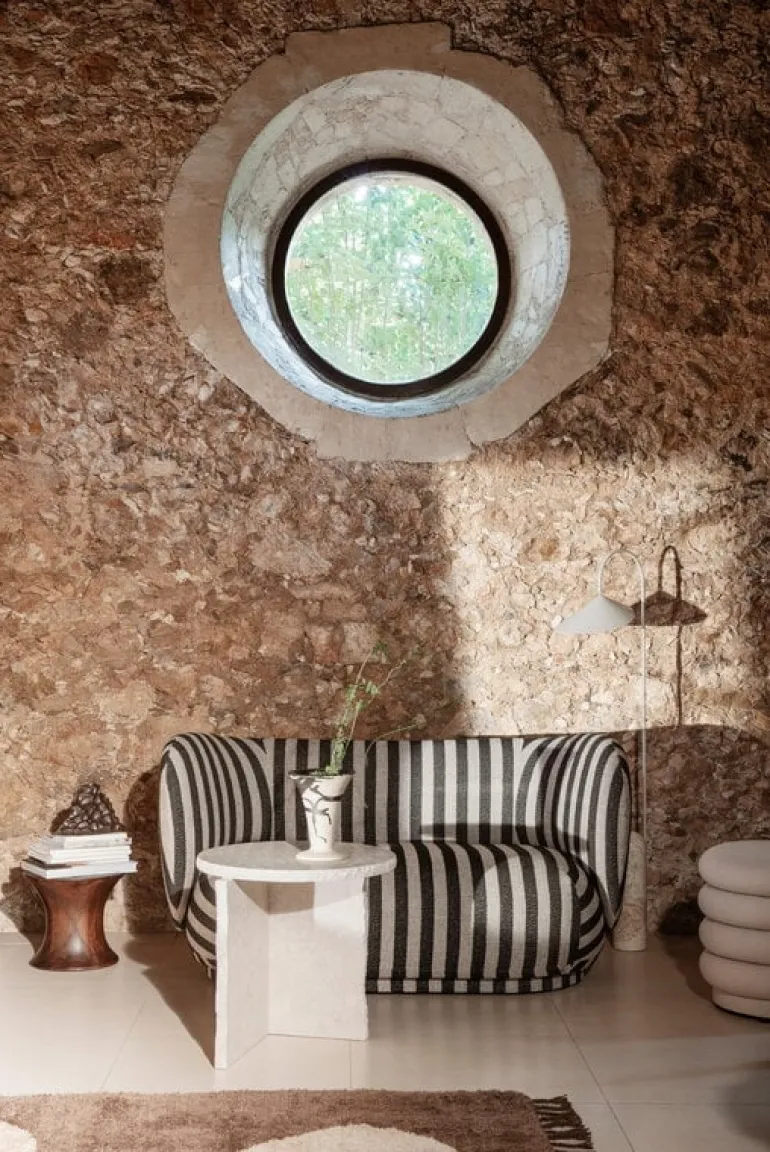 ferm LIVING Rico 2-sitssoffa, sand - svart, Louisiana