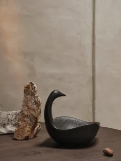 ferm LIVING Swan mittendelare, svart