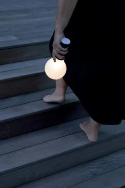 Fermob Aplô bärbar lampa H24, antracit