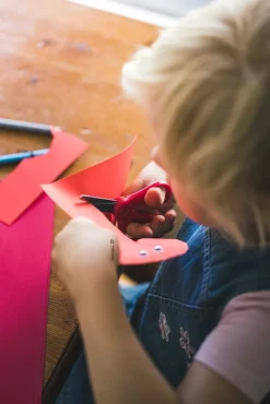 Fiskars Barnsax 13 cm, röd