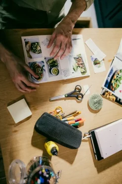 Fiskars Functional Form, ReNew universalsax, 17 cm, svart