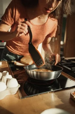 Fiskars Functional Form, stekpanna, 20 cm