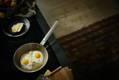 Fiskars Norden stekpanna i stål, 24 cm