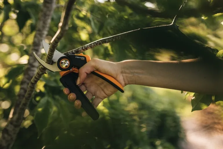 Fiskars X-Series sekatör med sidoskär L, P961