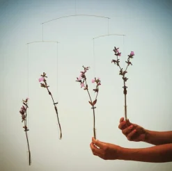 Flensted Mobiles Flying Flowers mobil