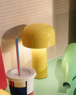 Flos Bellhop bordslampa, gul